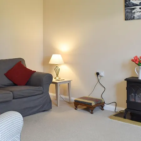 Semesterbostad Elm Court 7 *