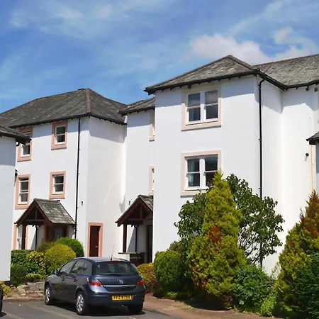 Elm Court 7 *